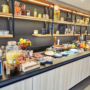 https://kyriad-prestige-aeroport.fr-paris.fr